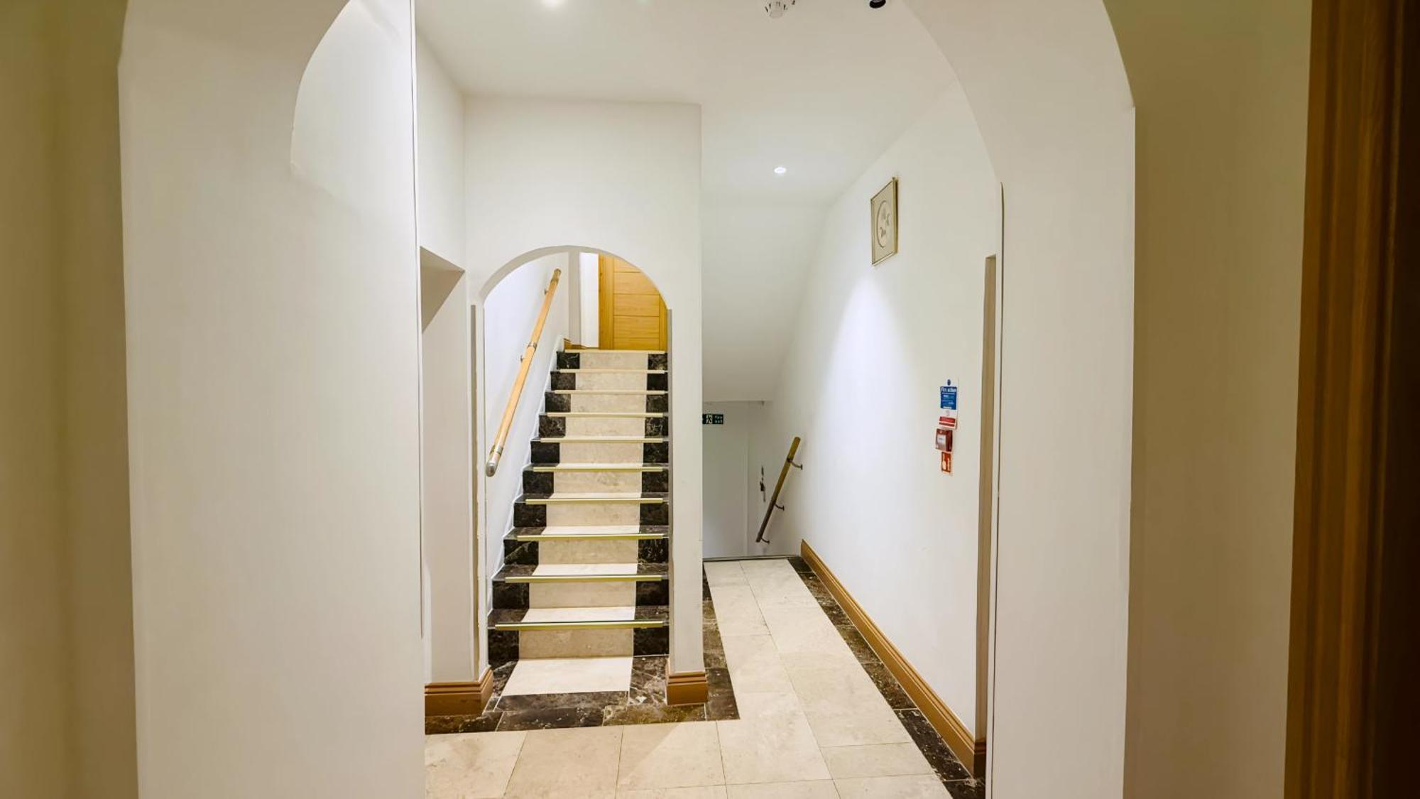 Osborne Aparthotel イーストボーン エクステリア 写真